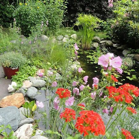 Ruhige Wohnung Mit Schoenem Eigengarten In Seeboden Am Millstaettersee מראה חיצוני תמונה